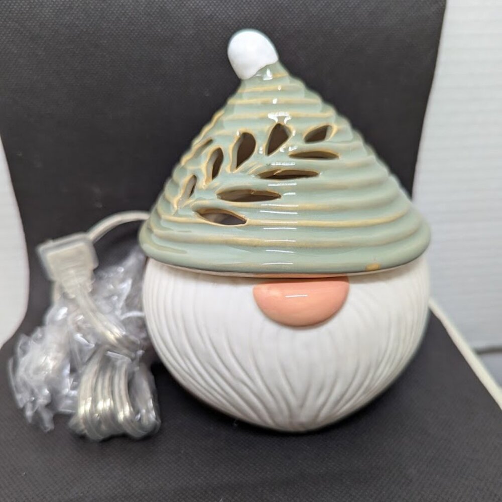 Pink Zebra Griffin the Gnome wax melt simmer pot